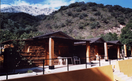 Instalaciones y espacio en Camping Cabañas Jimera de Líbar, Malaga