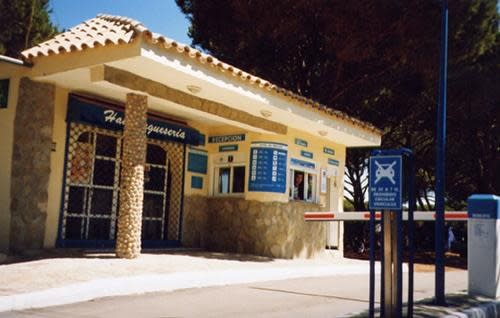 Instalaciones y espacio en Camping Cala del Aceite, Cadiz