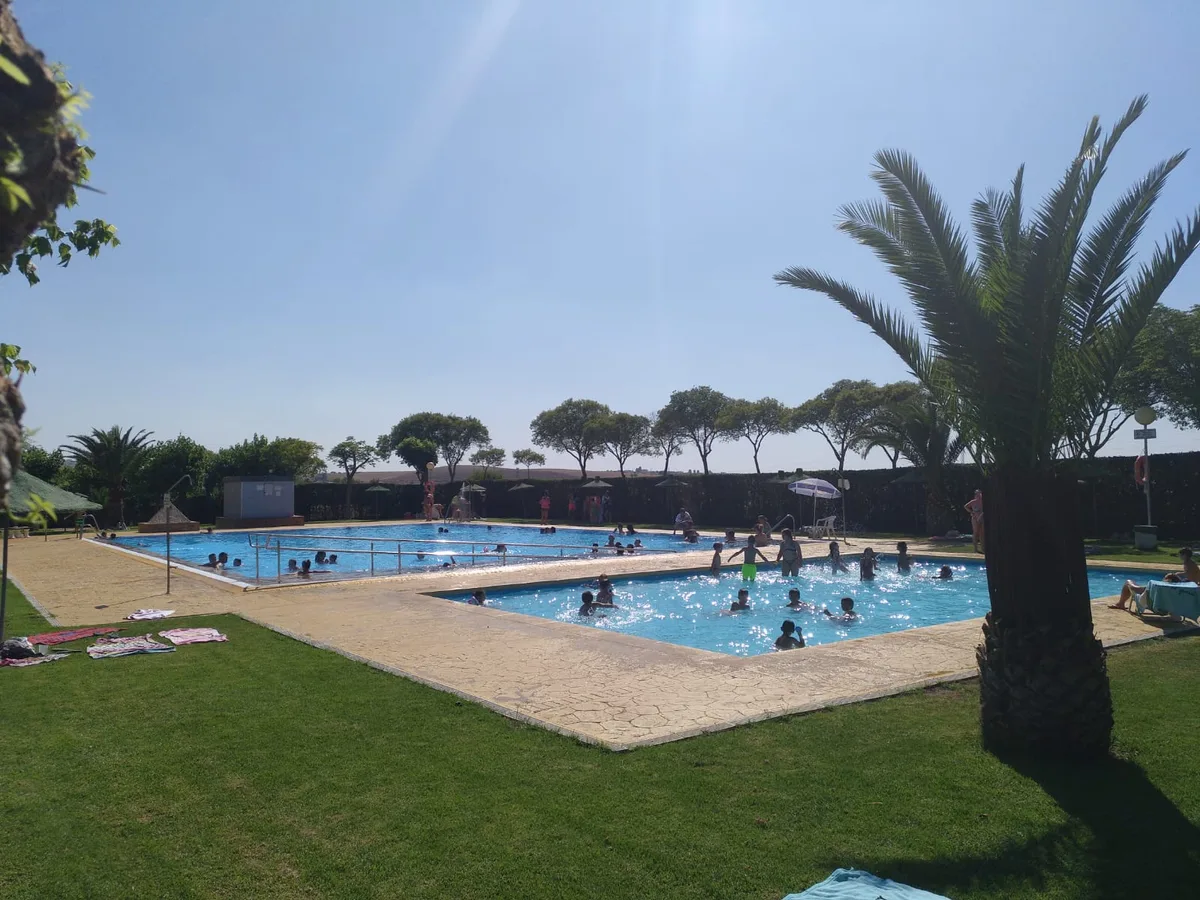 Instalaciones y espacio en Camping Carlos Iii, La Carlota