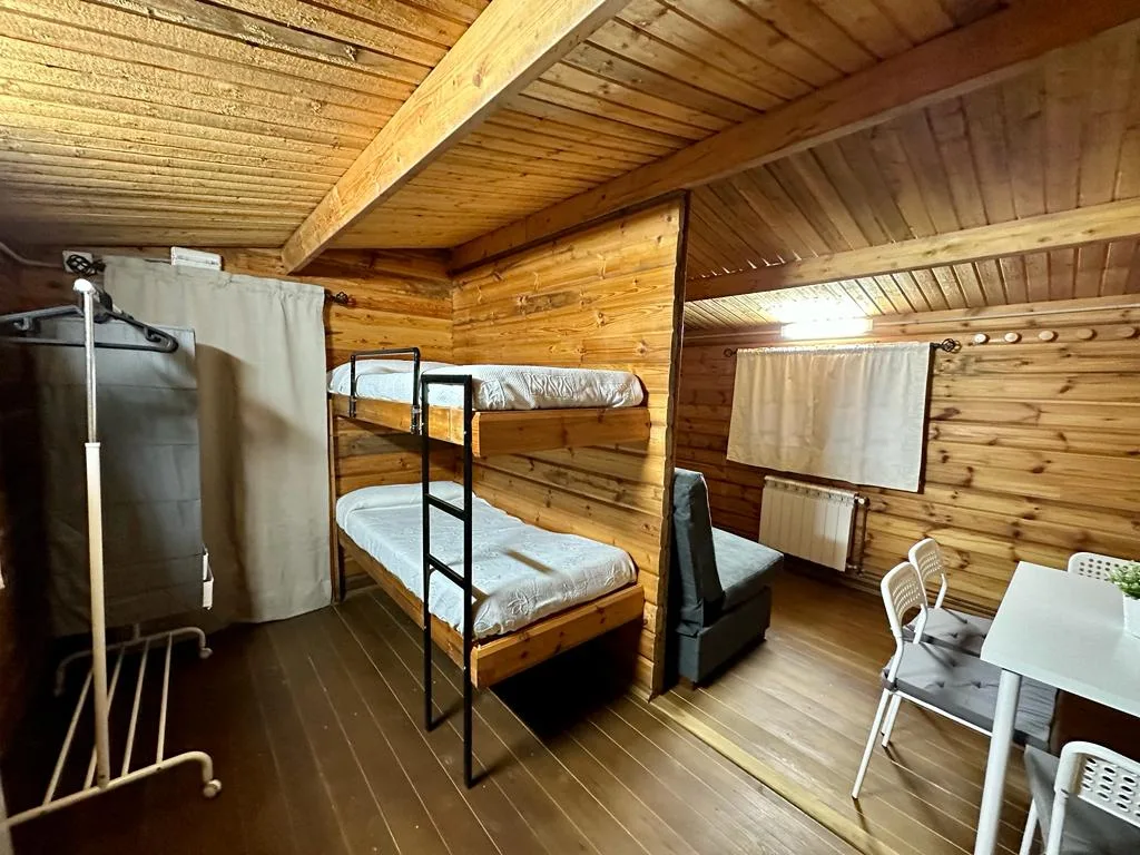 Instalaciones y espacio en Camping Río los Molinos, Siles