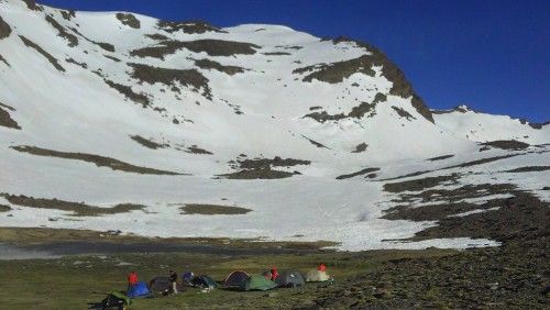 Instalaciones y espacio en Camping Trevélez, Granada