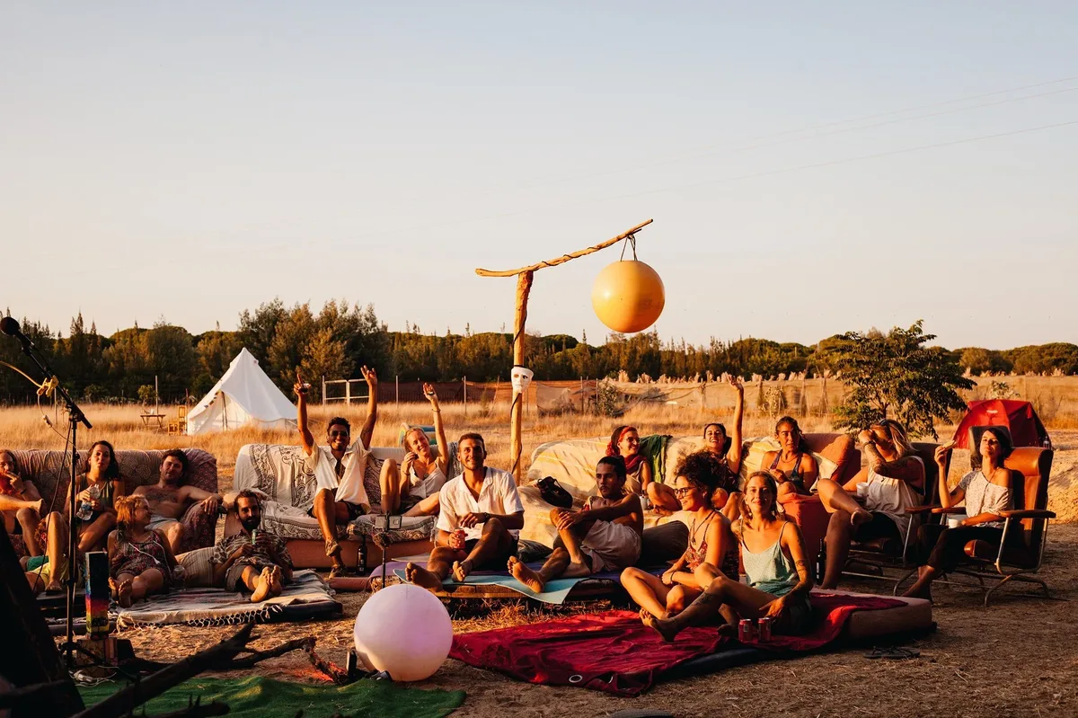 Instalaciones y espacio en Global Tribe Biodynamic Ecovillage, Huelva